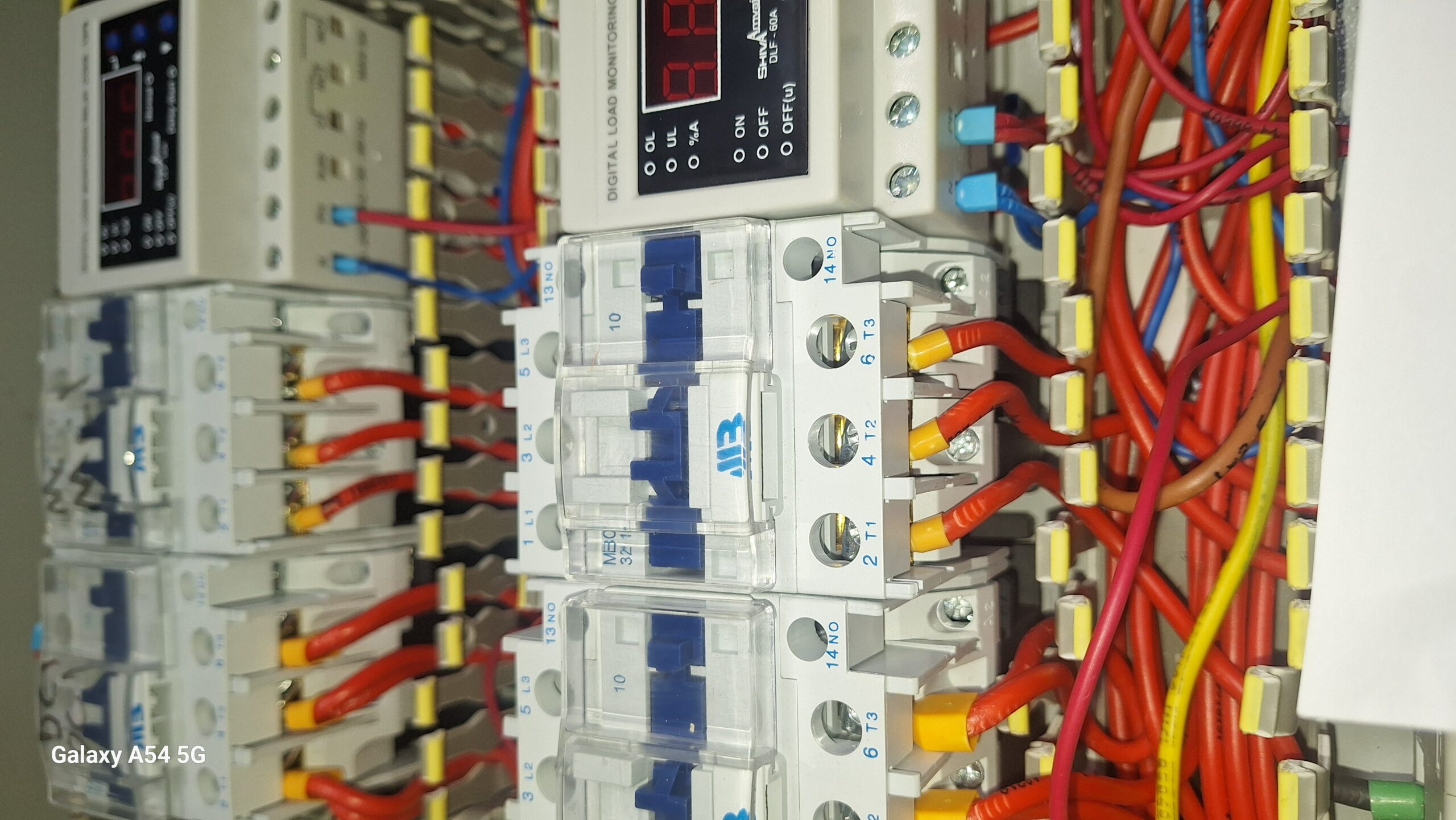 نصب درایو بصورت تخصصی و حرفه ای در استان قم و سراسر ایران تنظیمات plc ( پی ال سی )،تنظیمات بوستر پمپ