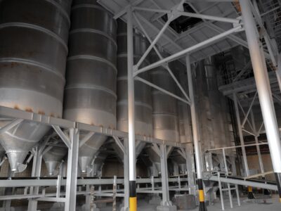 طراحی و تولید ماشین آلات و تجهیزات صنعتی